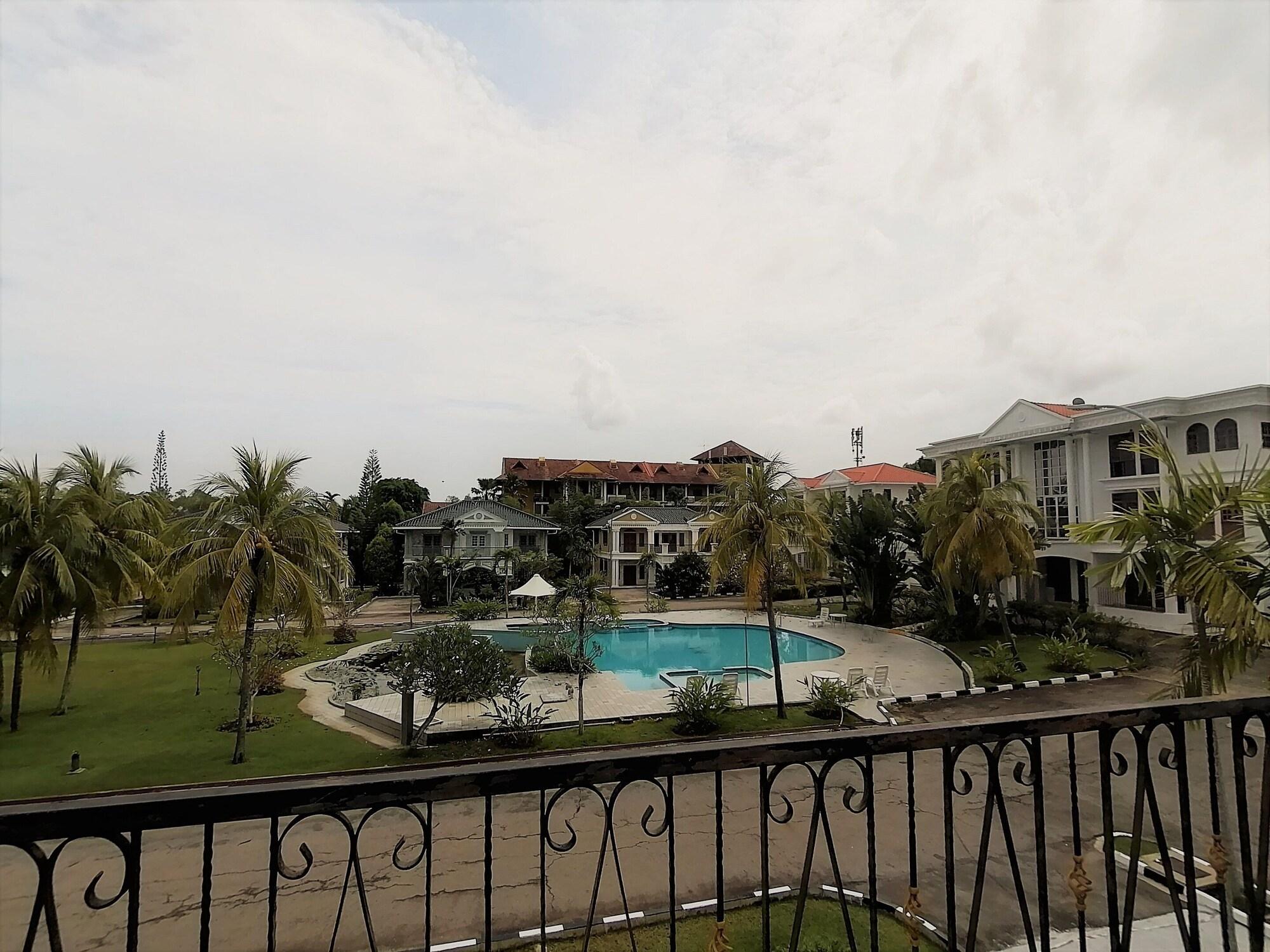 Tiara Labuan Hotel Bagian luar foto
